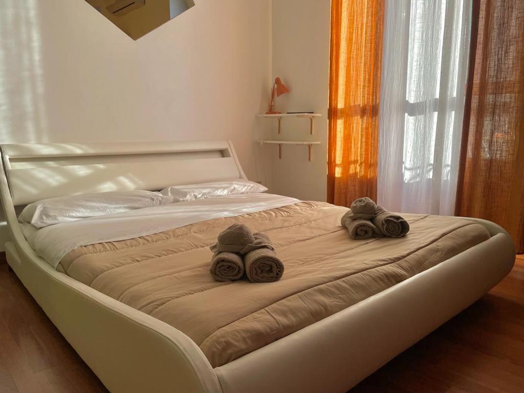 * Comodo Trilocale X6 * 10 Min Dal Centro Storico